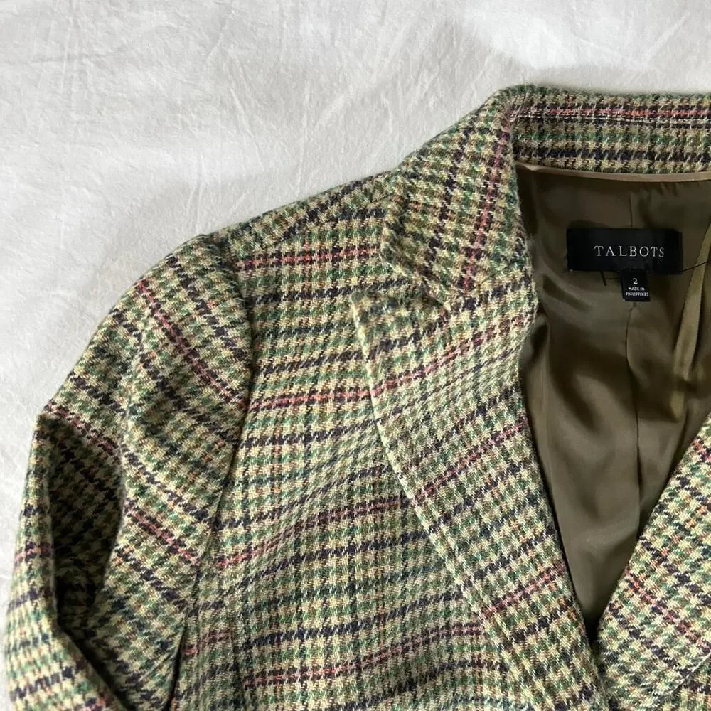 NWOT Talbots plaid wool blend blazer with gold buttons size 2 S